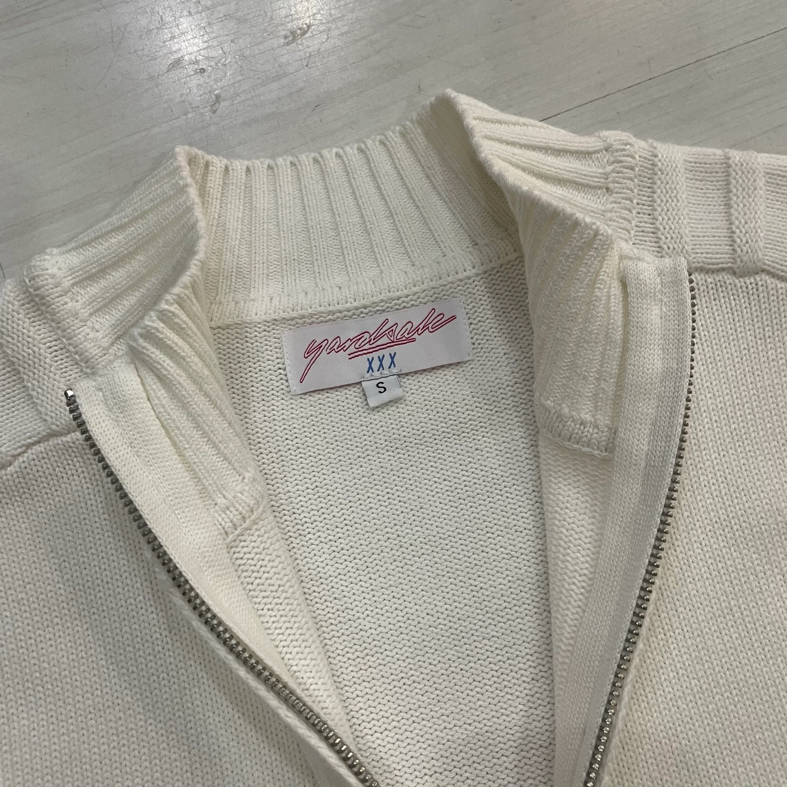 Yardsale - Faldo Knitted Full-Zip (White) – photo 3